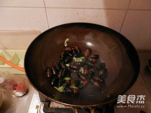 清炒大蛹的做法
