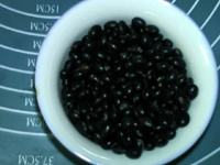 浓渣<a href=/shicai/mimian/HeiDou/index.html target=_blank><u>黑豆</u></a>浆