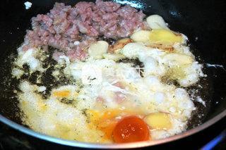 上汤<a href=/shicai/shucai/DouMiao/index.html target=_blank><u>豆苗</u></a>