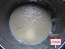 <a href=/shicai/mimian/QiaoKeLi/index.html target=_blank><u>巧克力</u></a>乳酪蛋糕步骤9