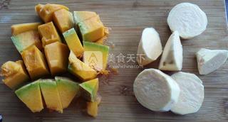 <a href=/shicai/shucai/NanGua/index.html target=_blank><u>南瓜</u></a><a href=/shicai/shucai/HongShu/index.html target=_blank><u>红薯</u></a>浓汤