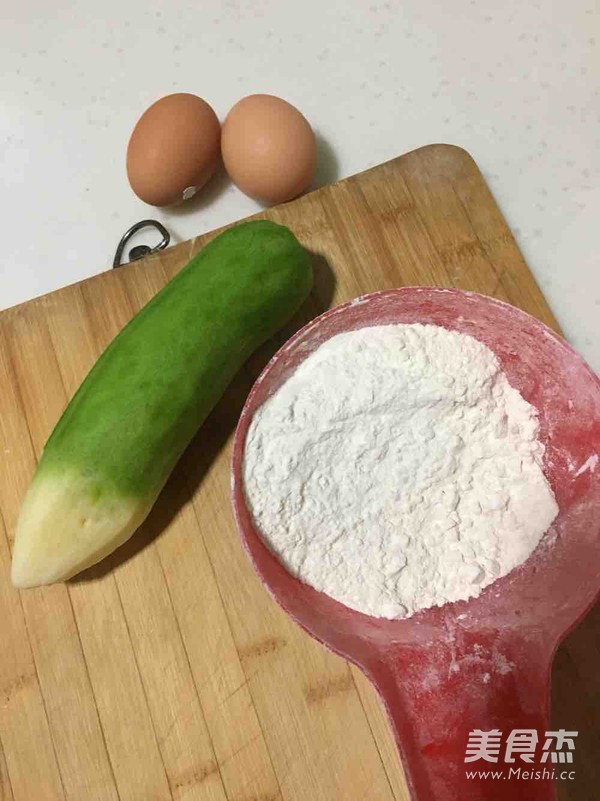 <a href=/shicai/shucai/LuoBo/index.html target=_blank><u>萝卜</u></a>片饼的做法