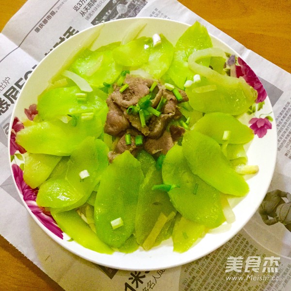 肉片炒<a href=/shicai/shucai/WoSun/index.html target=_blank><u>莴笋</u></a>的做法