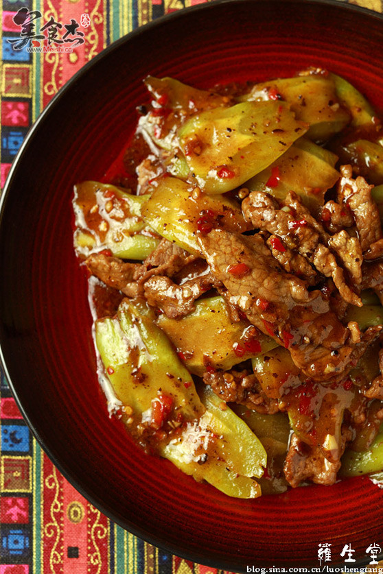 豉椒凉瓜<a href=/shicai/rouqin/NiuRou/index.html target=_blank><u>牛肉</u></a>Xv.jpg