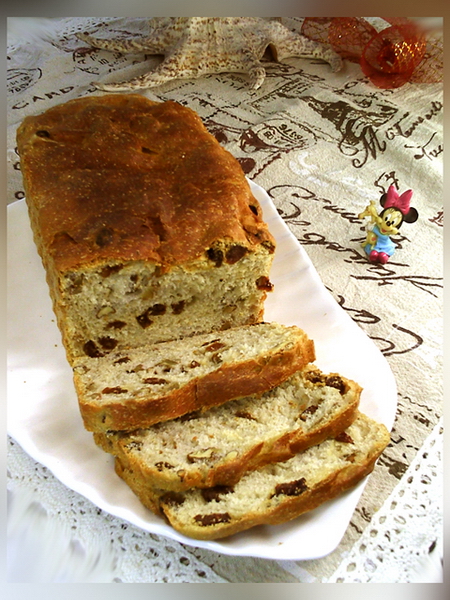 肉桂<a href=/shicai/guopin/PuTaoGan/index.html target=_blank><u><a href=/shicai/guopin/PuTao/index.html target=_blank><u>葡萄</u></a>干</u></a>核<a href=/shicai/guopin/Tao/index.html target=_blank><u>桃</u></a><a href=/shicai/mimian/MianBao/index.html target=_blank><u>面包</u></a>