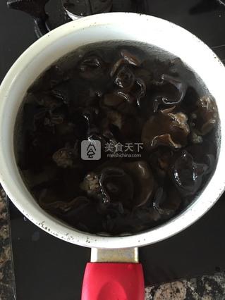 凉拌脆<a href=/shicai/shucai/MuEr/index.html target=_blank><u>木耳</u></a>