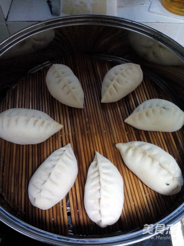 <a href=/shicai/shucai/JiCai/index.html target=_blank><u>荠菜</u></a>包子的做法