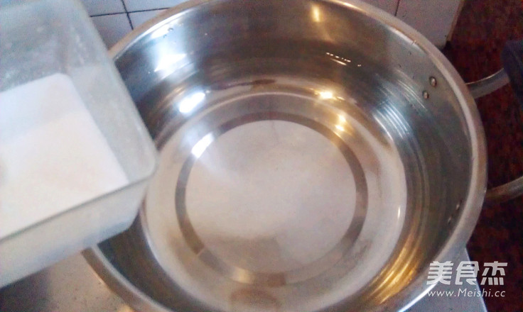 蒜香油<a href=/shicai/shucai/CaiXin/index.html target=_blank><u>菜心</u></a>的做法