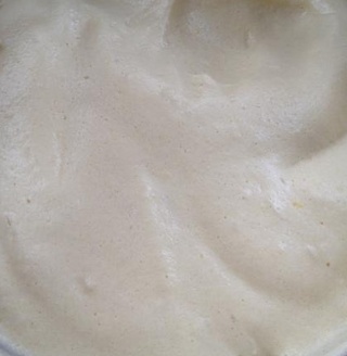 樱花<a href=zt/qifengdg target=_blank><u>戚风蛋糕</u></a>卷