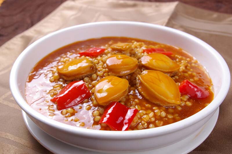 <a href=/shicai/shuichanpin/BaoYu/index.html target=_blank><u>鲍鱼</u></a>粥的做法3