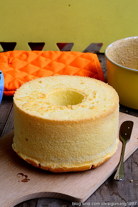 原味<a href=zt/qifengdg target=_blank><u>戚风蛋糕</u></a>怎么做