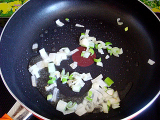 线椒炒<a href=/shicai/rouqin/JiDan/index.html target=_blank><u>鸡蛋</u></a>