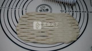 冷藏液种网纹<a href=/shicai/mimian/MianBao/index.html target=_blank><u>面包</u></a>