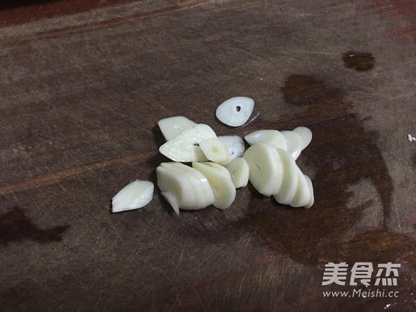 #恒大兴安#<a href=/shicai/shucai/XiQin/index.html target=_blank><u>西芹</u></a>炒虾仁的做法