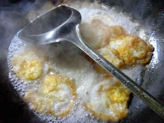 <a href=/shicai/shucai/JiuCai/index.html target=_blank><u>韭菜</u></a><a href=/shicai/rouqin/AnChun/index.html target=_blank><u>鹌鹑</u></a>蛋小素鸡