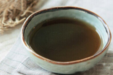 <a href=/shicai/shucai/JiGuCao/index.html target=_blank><u>鸡骨草</u></a>汤