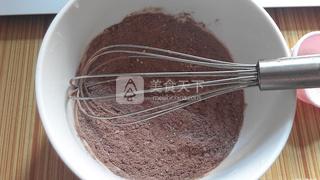 <a href=/shicai/mimian/QiaoKeLi/index.html target=_blank><u>巧克力</u></a>小方包