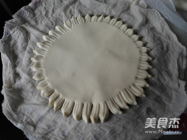 <a href=/shicai/guopin/Zao/index.html target=_blank><u>枣</u></a>山年馍的做法