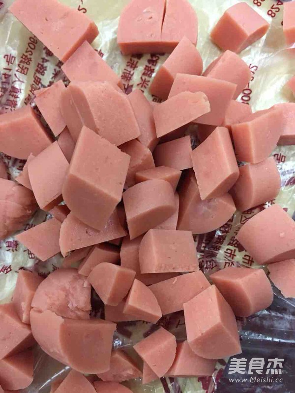 <a href=/shicai/mimian/ZhiShi/index.html target=_blank><u>芝士</u></a><a href=/shicai/mimian/TuSi/index.html target=_blank><u>吐司</u></a>的做法