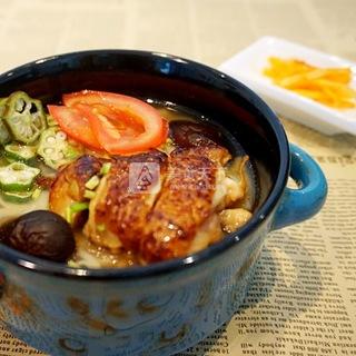 <a href=/shicai/shucai/XiangGu/index.html target=_blank><u>香菇</u></a><a href=/shicai/rouqin/JiTui/index.html target=_blank><u>鸡腿</u></a>面