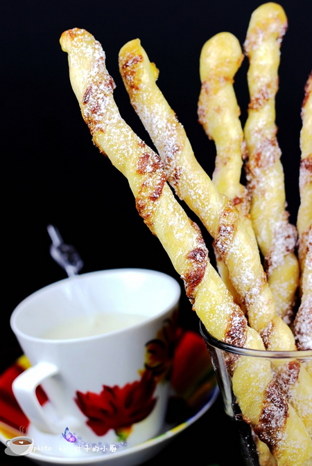 <a href=/shicai/mimian/QiaoKeLi/index.html target=_blank><u>巧克力</u></a><a href=/shicai/mimian/NaiLao/index.html target=_blank><u>奶酪</u></a><a href=/shicai/mimian/MianBao/index.html target=_blank><u>面包</u></a>棍