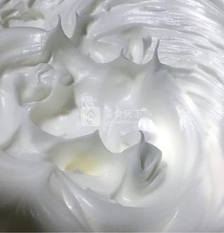 烫面<a href=zt/qifengdg target=_blank><u>戚风蛋糕</u></a>