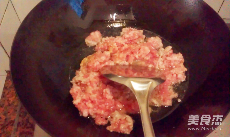 <a href=/shicai/mimian/ZhiShi/index.html target=_blank><u>芝士</u></a>肉酱焗意粉的做法