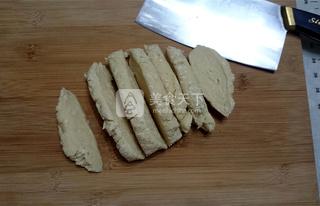 手工<a href=/shicai/rouqin/JiDan/index.html target=_blank><u>鸡蛋</u></a>细面