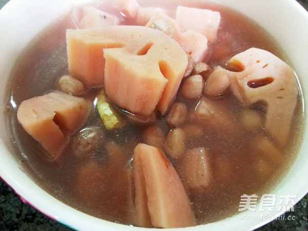 <a href=/shicai/shucai/LianOu/index.html target=_blank><u>莲<a href=/shicai/shucai/Ou/index.html target=_blank><u>藕</u></a></u></a><a href=/shicai/guopin/HuaSheng/index.html target=_blank><u>花生</u></a>素汤的做法