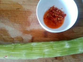 凉拌<a href=/shicai/shucai/WoSun/index.html target=_blank><u>莴笋</u></a>步骤1