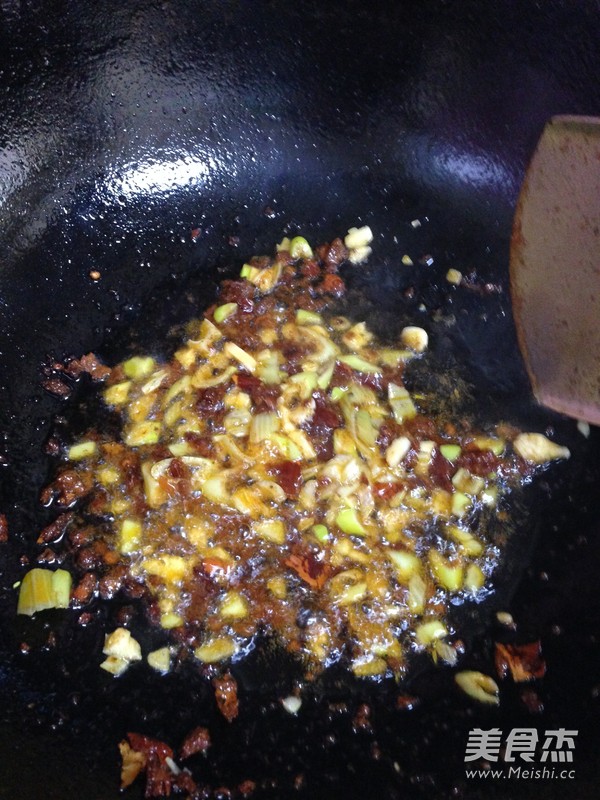 <a href=/shicai/rouqin/LaRou/index.html target=_blank><u>腊肉</u></a>炒<a href=/shicai/shucai/BaiCai/index.html target=_blank><u>白菜</u></a>的做法