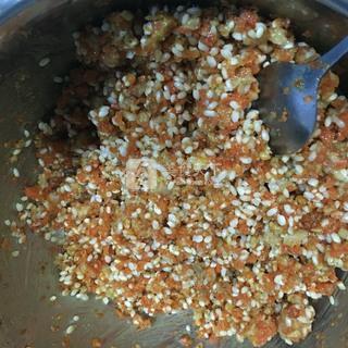 <a href=/shicai/shucai/HuLuoBo/index.html target=_blank><u>胡<a href=/shicai/shucai/LuoBo/index.html target=_blank><u>萝卜</u></a></u></a>烧卖