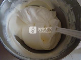 <a href=/shicai/mimian/LianRu/index.html target=_blank><u>炼乳</u></a>冰淇淋