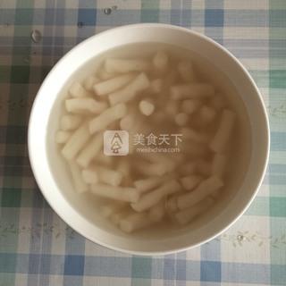 韩式辣炒<a href=/shicai/mimian/NianGao/index.html target=_blank><u>年糕</u></a>