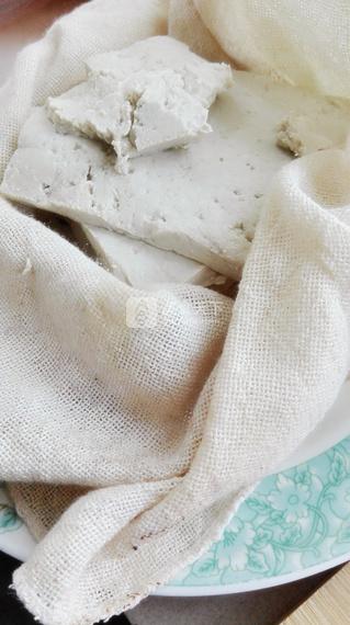 小葱拌<a href=/shicai/mimian/DouFu/index.html target=_blank><u>豆腐</u></a>