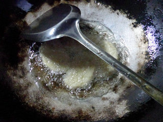 <a href=/shicai/shucai/JiuCai/index.html target=_blank><u>韭菜</u></a><a href=/shicai/rouqin/AnChun/index.html target=_blank><u>鹌鹑</u></a>蛋小素鸡