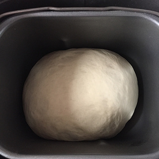 <a href=/shicai/rouqin/RouSong/index.html target=_blank><u>肉松</u></a>餐包