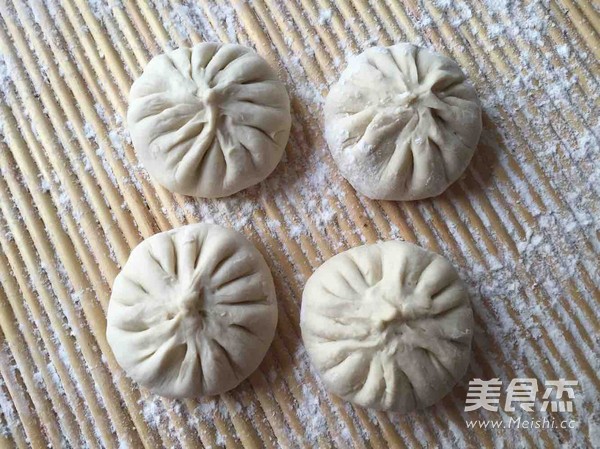 <a href=/shicai/rouqin/YangRou/index.html target=_blank><u>羊肉</u></a>包子的做法