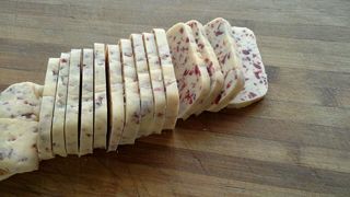 <a href=/shicai/guopin/ManYueMei/index.html target=_blank><u>蔓越莓</u></a>饼干