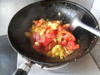 <a href=/shicai/rouqin/JiDan/index.html target=_blank><u>鸡蛋</u></a>炒<a href=/shicai/guopin/ShiZi/index.html target=_blank><u>柿子</u></a>