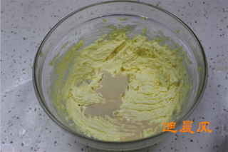 <a href=/shicai/guopin/HuaSheng/index.html target=_blank><u>花生</u></a>小小酥