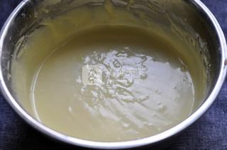 <a href=/shicai/mimian/DanNaiYou/index.html target=_blank><u>淡<a href=/shicai/mimian/NaiYou/index.html target=_blank><u>奶油</u></a></u></a>小蛋糕