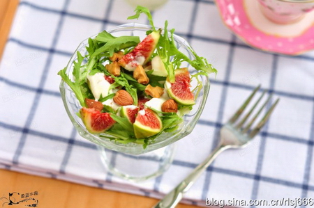 <a href=/shicai/guopin/WuHuaGuo/index.html target=_blank><u>无花果</u></a>沙拉