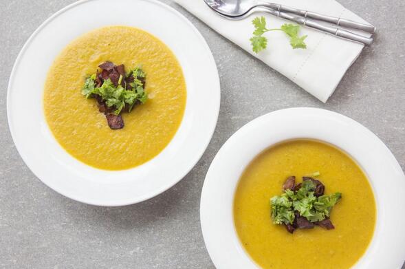 营养美味的<a href=/shicai/guopin/LiZi/index.html target=_blank><u>栗子</u></a><a href=/shicai/guopin/PingGuo/index.html target=_blank><u>苹果</u></a>烟肉汤怎么做?