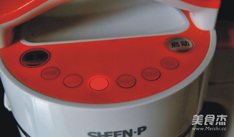 奶味<a href=/shicai/shucai/NanGua/index.html target=_blank><u>南瓜</u></a>米糊的做法