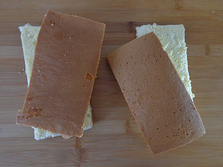 可可果酱<a href=/shicai/mimian/MianBao/index.html target=_blank><u>面包</u></a>蛋糕