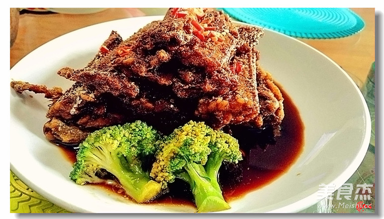 卤汁<a href=/shicai/shuichanpin/DaiYu/index.html target=_blank><u>带鱼</u></a>的做法