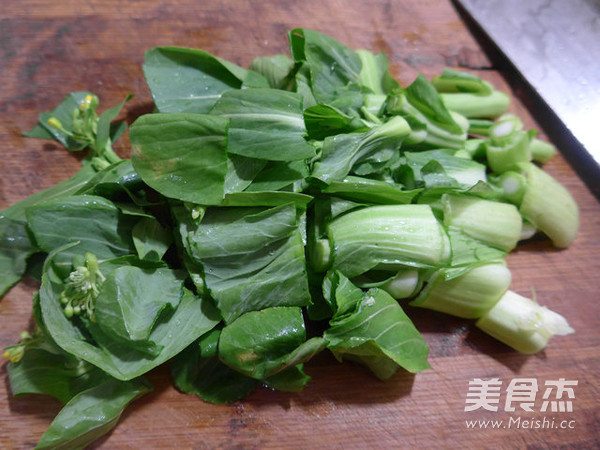 肉面筋菜芯波纹面的做法