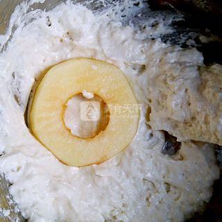 <a href=/shicai/guopin/PingGuo/index.html target=_blank><u>苹果</u></a>甜甜圈