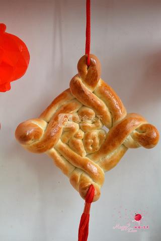 中国福<a href=/shicai/mimian/MianBao/index.html target=_blank><u>面包</u></a>